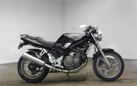 SUZUKI BANDIT 250 GJ74A