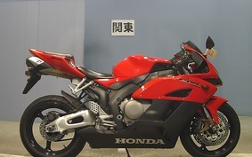 HONDA CBR1000RR 2004 SC57