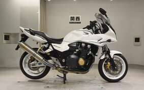 HONDA CB1300SB SUPER BOLDOR A 2011 SC54