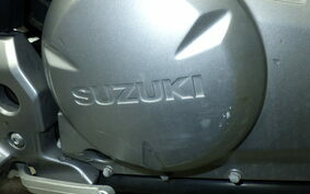 SUZUKI GSR250