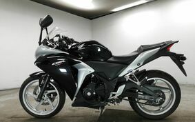 HONDA CBR250R MC41