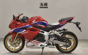 HONDA CBR250RR A MC51