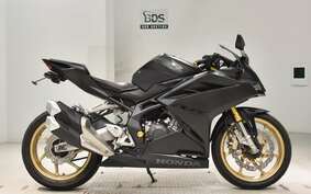 HONDA CBR250RR A MC51