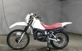 YAMAHA DT125 17F