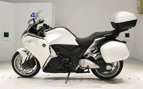 HONDA VFR1200F DCT 2011 SC63