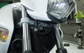 SUZUKI GSR250