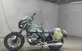 MOTO GUZZI V7 STONE 2015 LW