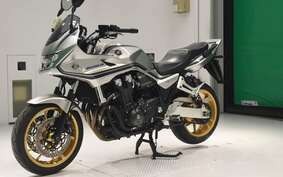 HONDA CB1300SB SUPER BOLDOR 2021 SC54