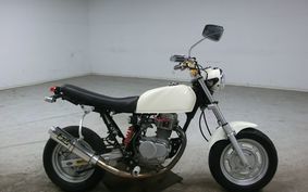 HONDA APE 100 HC07