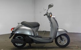 HONDA CREA SCOOPY I AF55