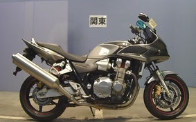 HONDA CB1300SB SUPER BOLDOR A 2006 SC54