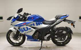 SUZUKI GIXXER 250 SF