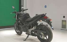 SUZUKI GLADIUS 2013 VK58A