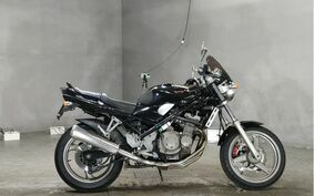 SUZUKI BANDIT 250 GJ74A