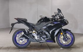 YAMAHA YZF-R25 RG10