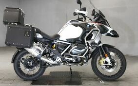 BMW R1250GS ADVENTURE 2021 0M11