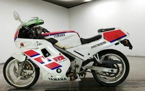 YAMAHA FZR250 2KR