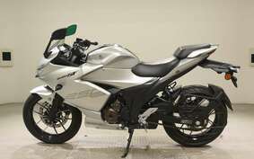 SUZUKI GIXXER 250 SF