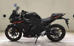 YAMAHA YZF-R3 2015 RH07J