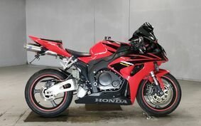 HONDA CBR1000RR 2006 SC57