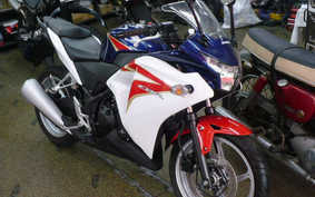 HONDA CBR250R MC41