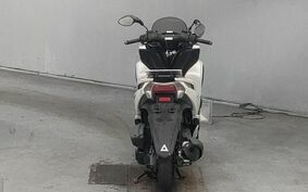 YAMAHA TRICITY 125 SE82J