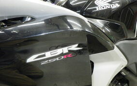 HONDA CBR250R GEN 3 MC41