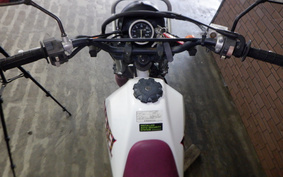 SUZUKI DJEBEL 200 (DR200SE) SH42A