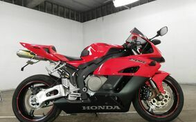 HONDA CBR1000RR 2006 SC57