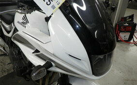 HONDA CB400 SUPER BOLDOR VTEC 2013 NC42