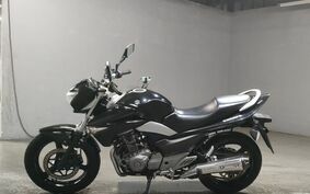 SUZUKI GSR250 GJ55D