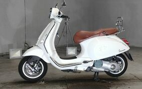 VESPA PRIMAVERA 125 M8210