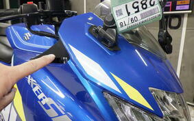 SUZUKI GIXXER 250 SF