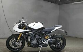 TRIUMPH SPEED TRIPLE 1200 RR 2022 S3P02