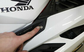 HONDA CBR250RR A MC51