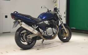 SUZUKI BANDIT 1200 2000 GV77A