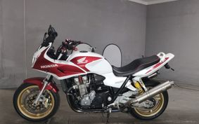 HONDA CB1300SF BOLDOR SC54