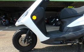 YAMAHA  AXIS Z