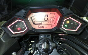 HONDA NM4 VULTUS -01 2014 RC82