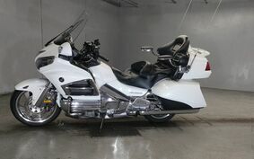 HONDA GL 1800 GOLD WING 2011 SC68