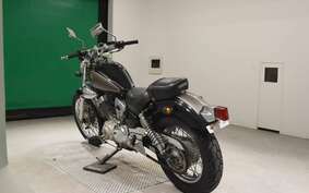 YAMAHA VIRAGO 250 3DM