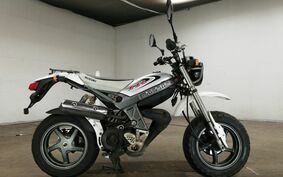 SUZUKI TR50 STREET MAGIC S CA1LB