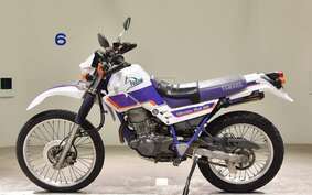 YAMAHA SEROW 225 W 4JG