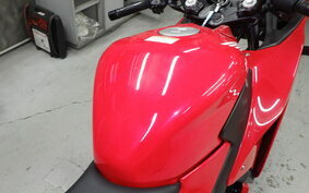 HONDA CBR250R GEN 3 MC41