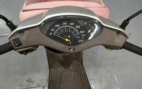 HONDA DIO CESTA AF68