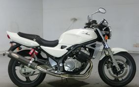 KAWASAKI BALIUS 250 Gen.2 2002 ZR250B