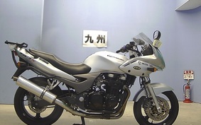 KAWASAKI ZR 700 S 2004 ZR750F