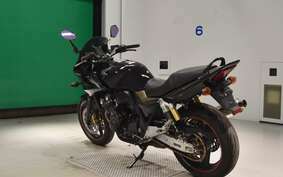 HONDA CB400 SUPER BOLDOR VTEC 2012 NC42