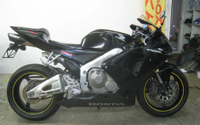 HONDA CBR600RR 2006 PC37