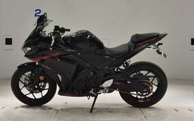 YAMAHA YZF-R25 RG10J